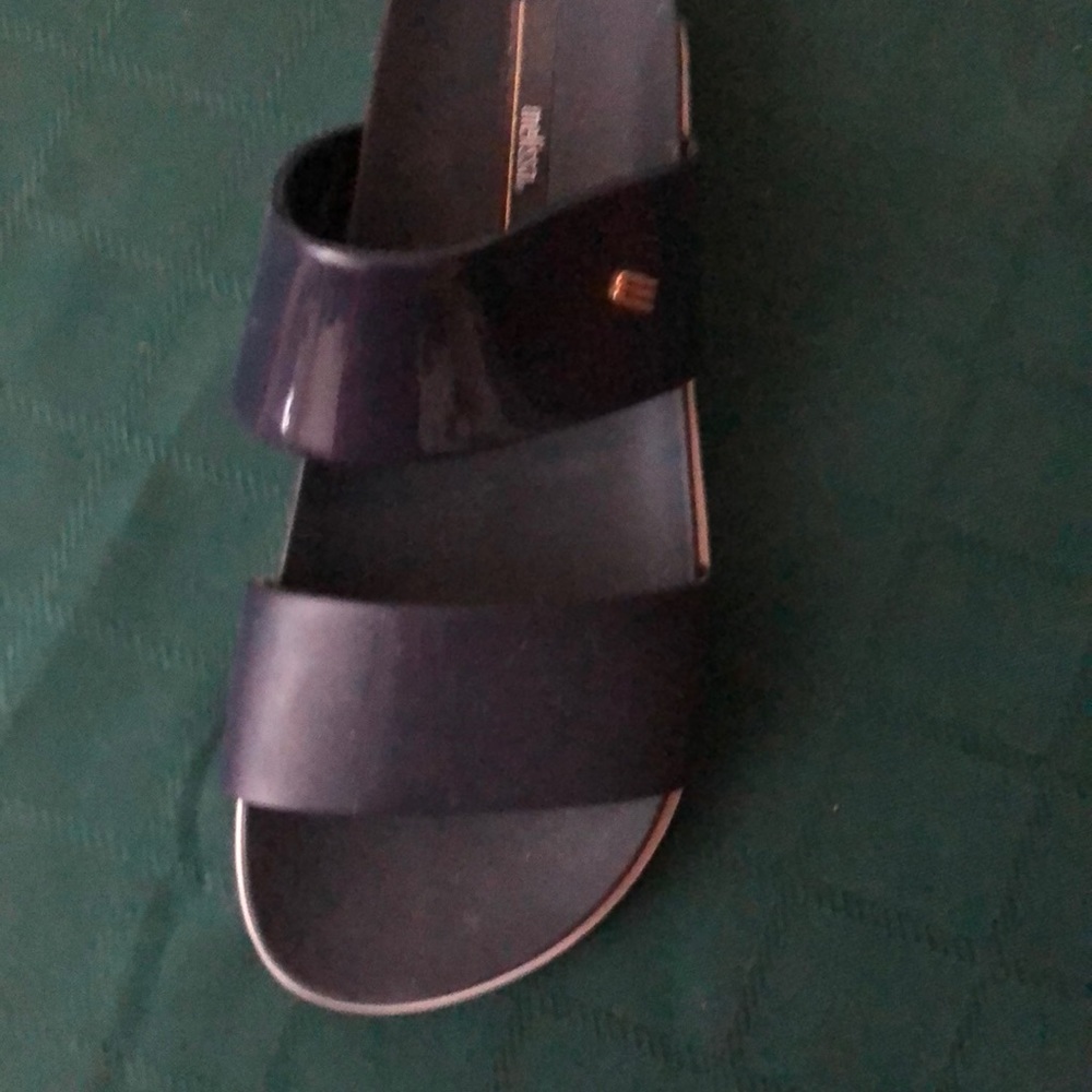 Navy patent and leather sandels.